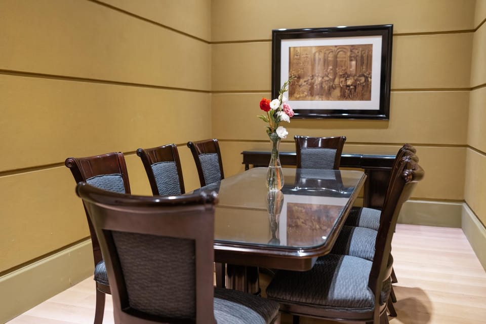 Meeting/conference room