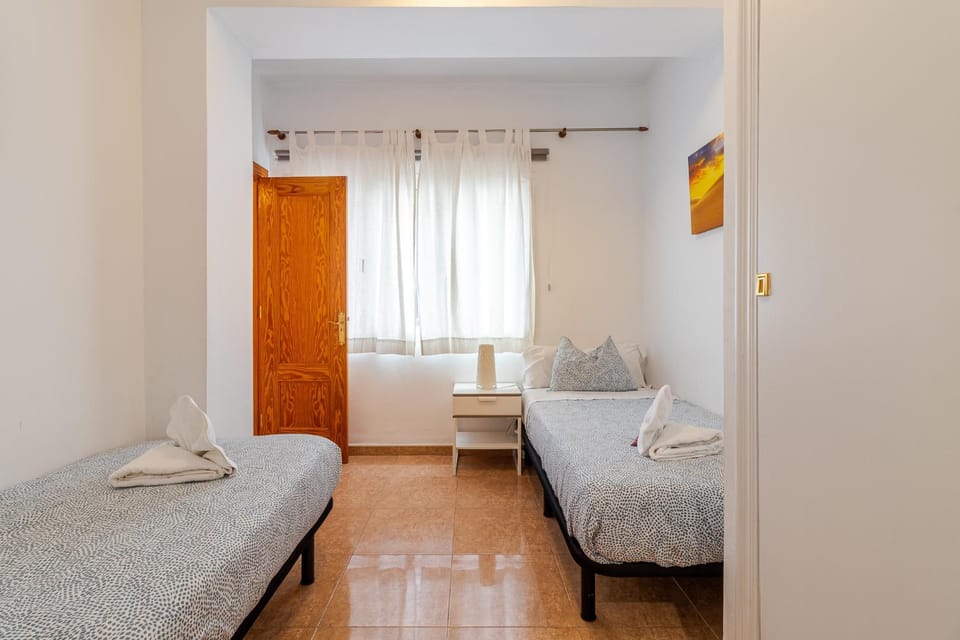 Lovely Flat Santa Catalina Park Apartment in Las Palmas de Gran Canaria