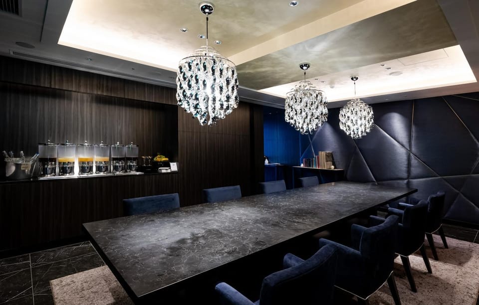 Lounge or bar