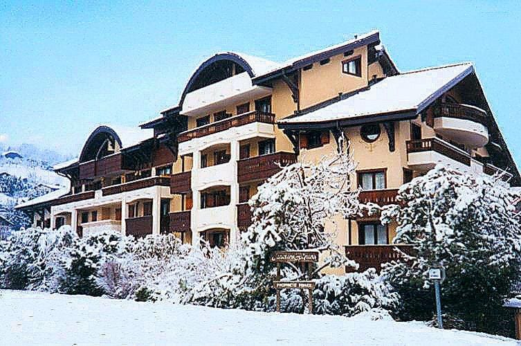 Property building, Winter