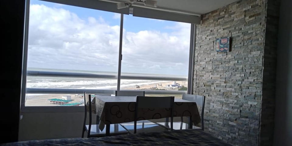 Living room, Sea view