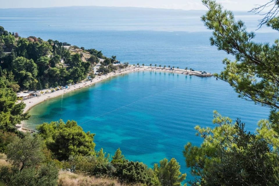 Day, Natural landscape, Beach, Mountain view