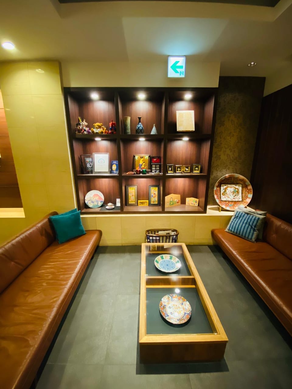 Communal lounge/ TV room