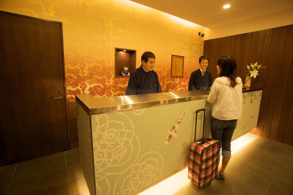 Staff, People, Lobby or reception, Guests