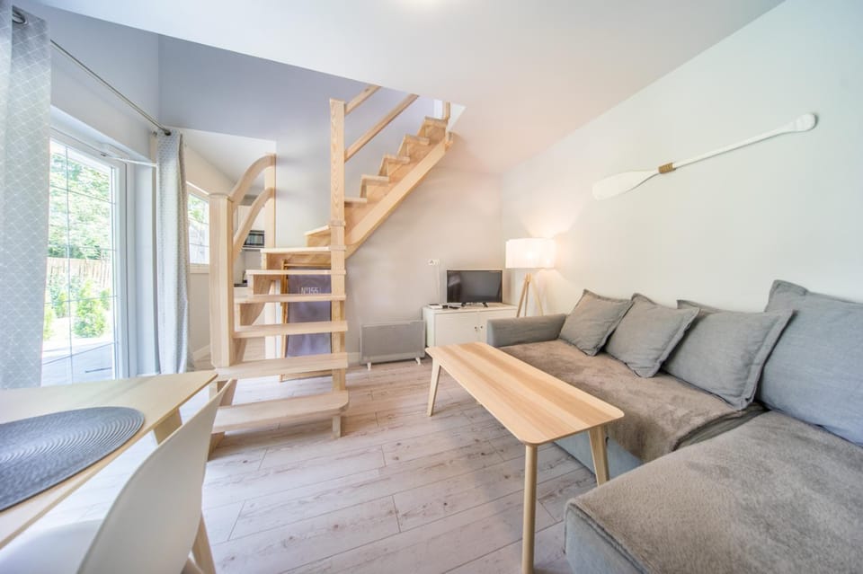 Living room, Photo of the whole room, Seating area