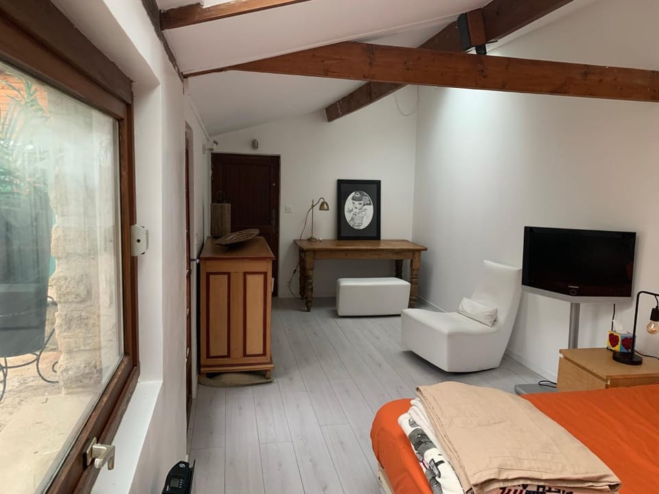 La Source House in Île-de-France
