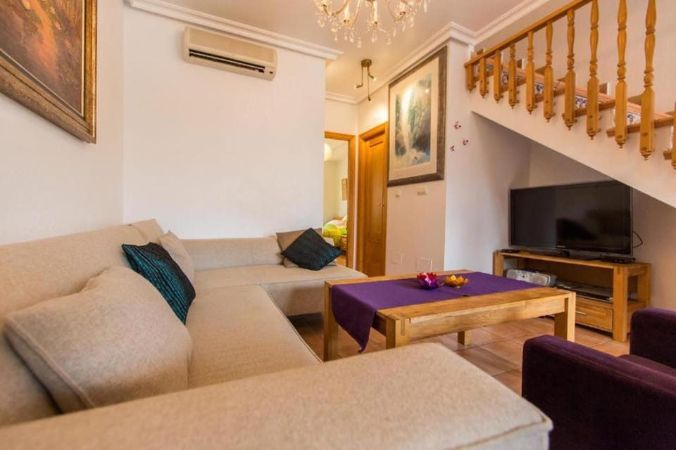 Oriheula Costa Cabo Roig 5 Villa in Vega Baja del Segura