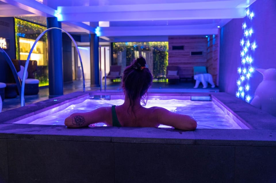 Hot Tub, Spa and wellness centre/facilities, Pool view, Swimming pool