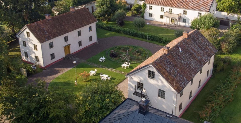 Property building, Garden, Garden view