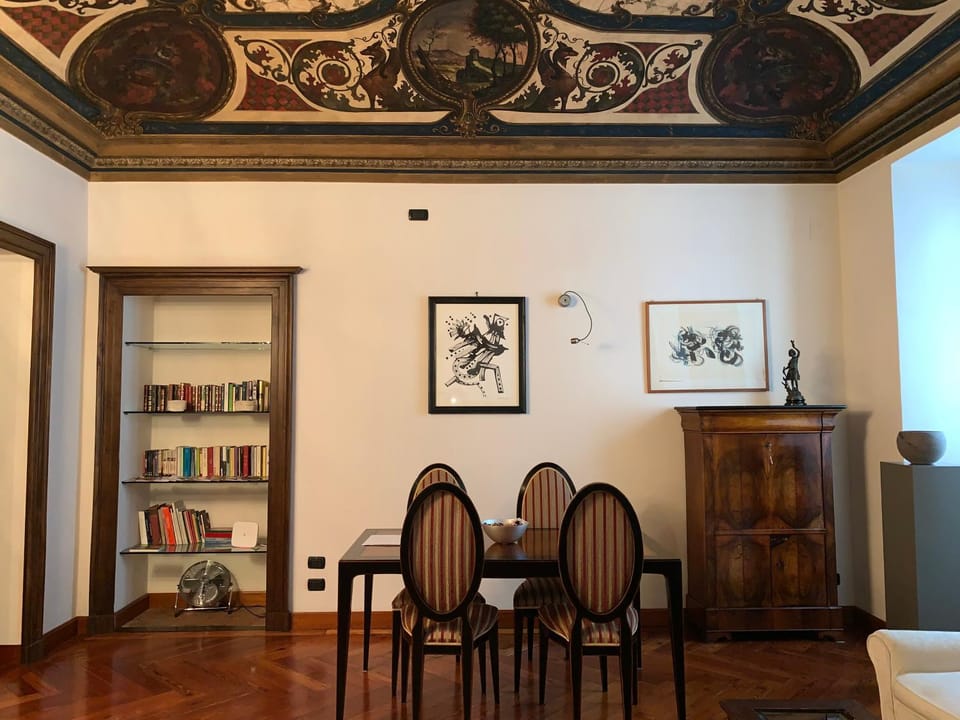Seating area