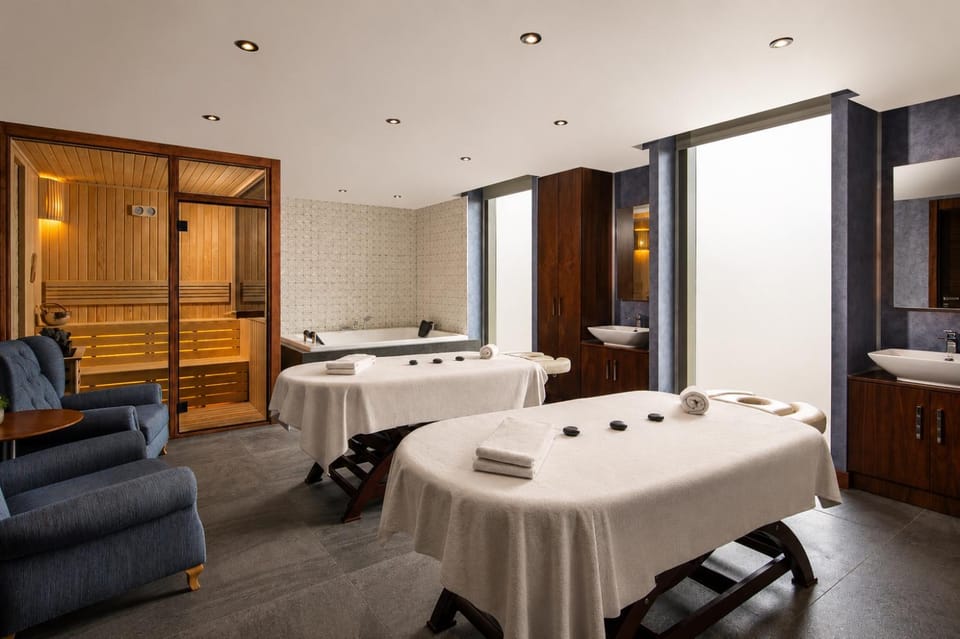 Massage, Sauna