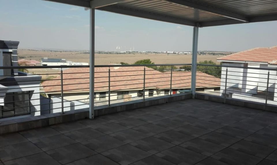 Balcony/Terrace, Internal: Not applicable to any particular room