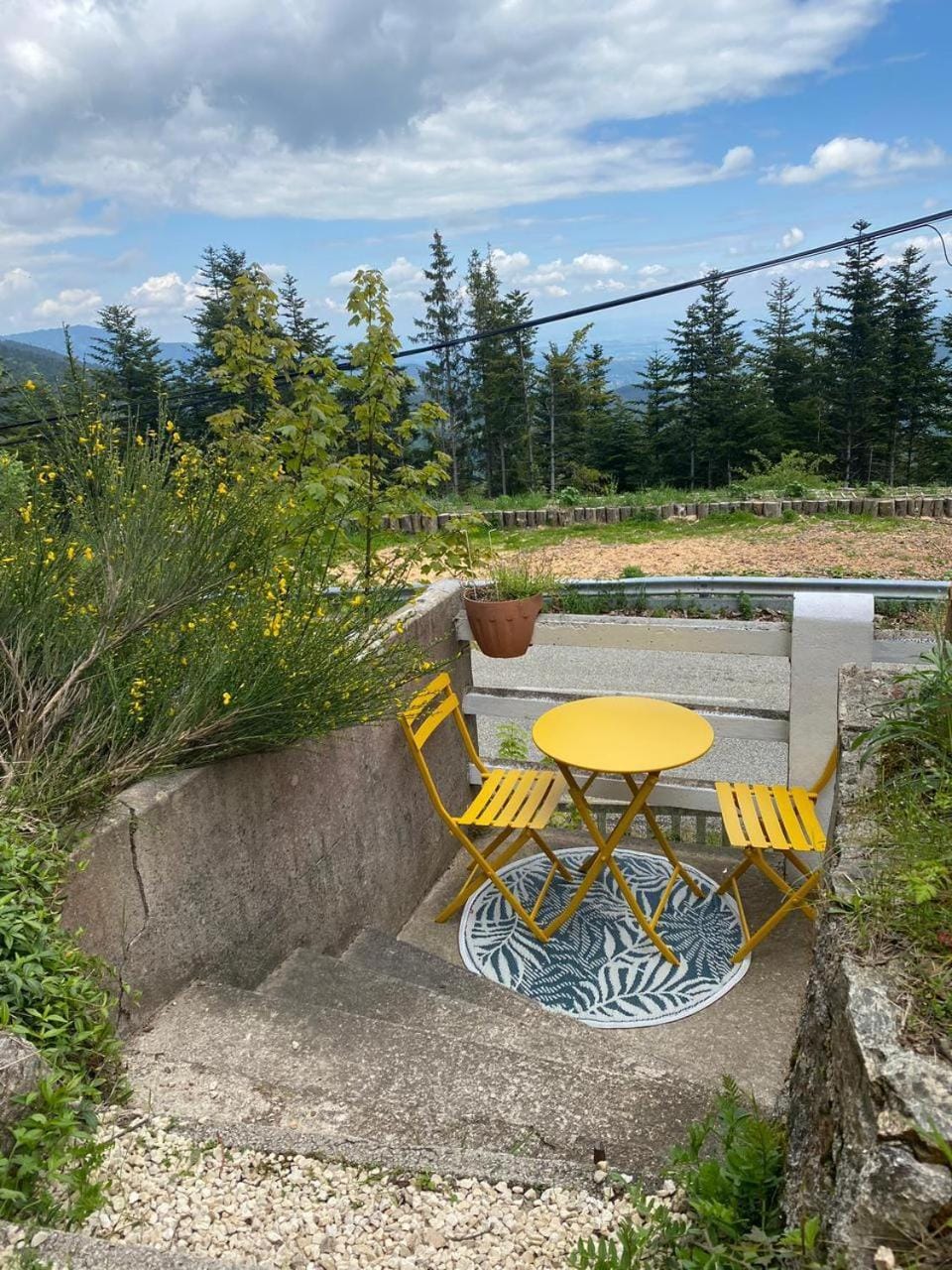 Le Mont Besset Bed and Breakfast in Provence-Alpes-Côte d'Azur