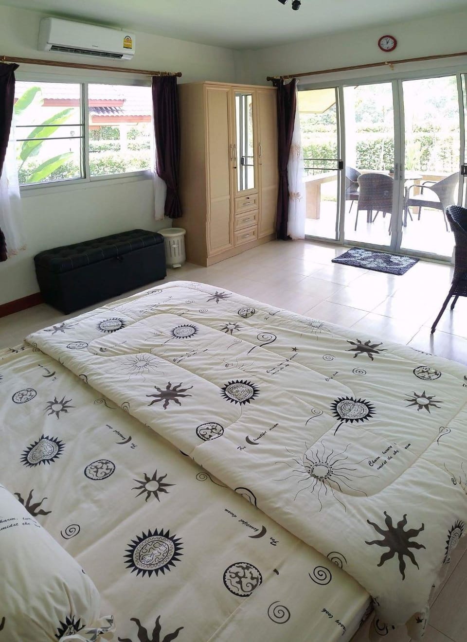TV and multimedia, Living room, Bedroom