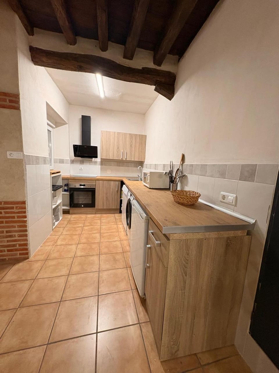 BBQ facilities, Kitchen or kitchenette