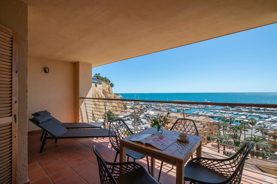 View (from property/room), Balcony/Terrace
