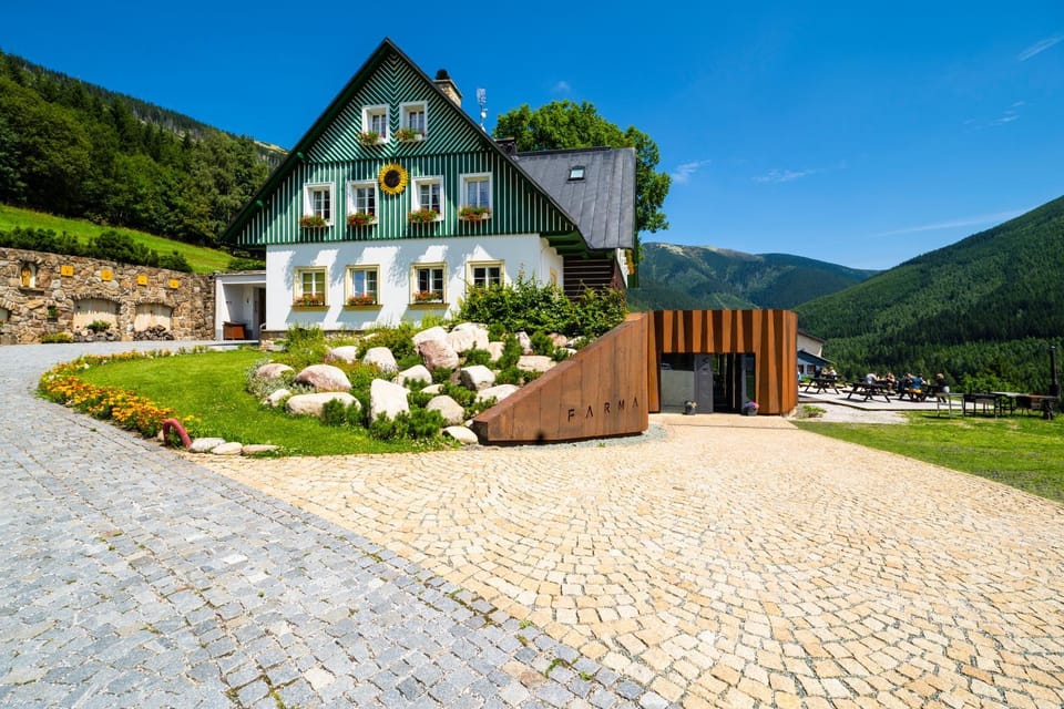 Property building, Facade/entrance, Spring, Natural landscape, Mountain view