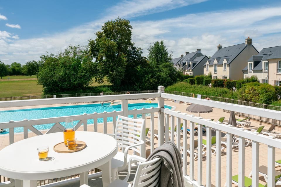 Day, Garden, View (from property/room), Balcony/Terrace, Garden view, Pool view, Swimming pool