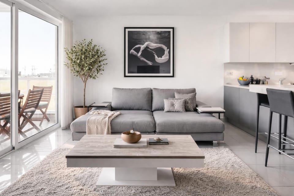 Balcony/Terrace, Living room