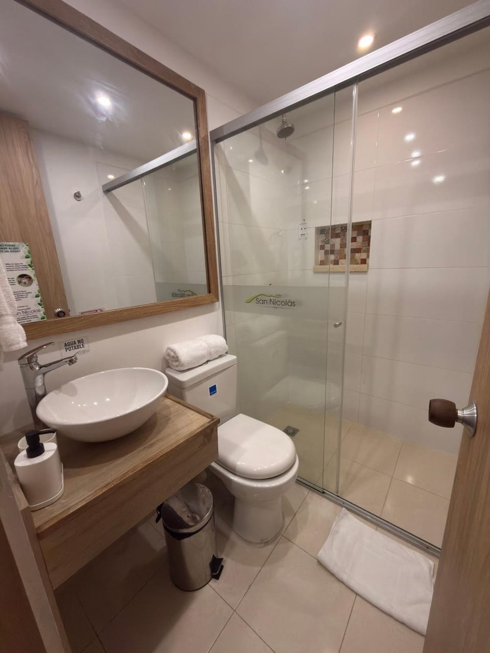 Toilet, Bathroom, Public Bath