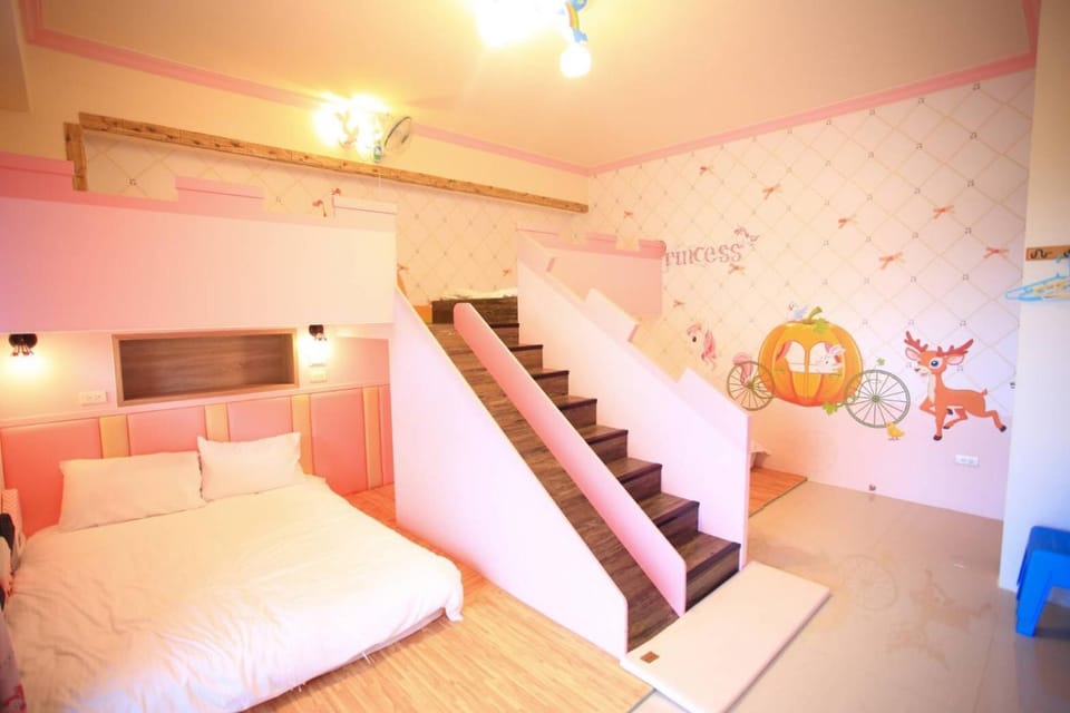 bunk bed