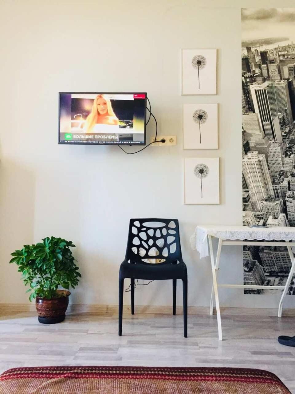 Communal lounge/ TV room, TV and multimedia