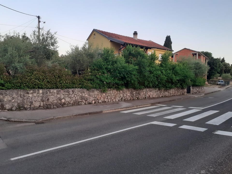 Street view, Location