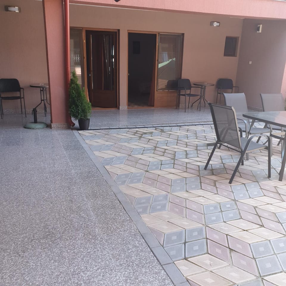 Inner courtyard view