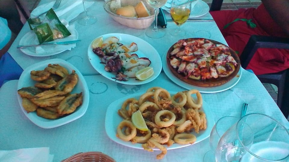 Restaurant/places to eat, Lobby or reception, Lounge or bar, Food and drinks, Food
