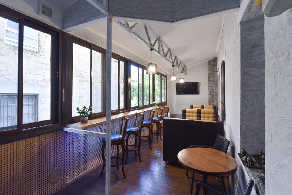 Dining area, Breakfast