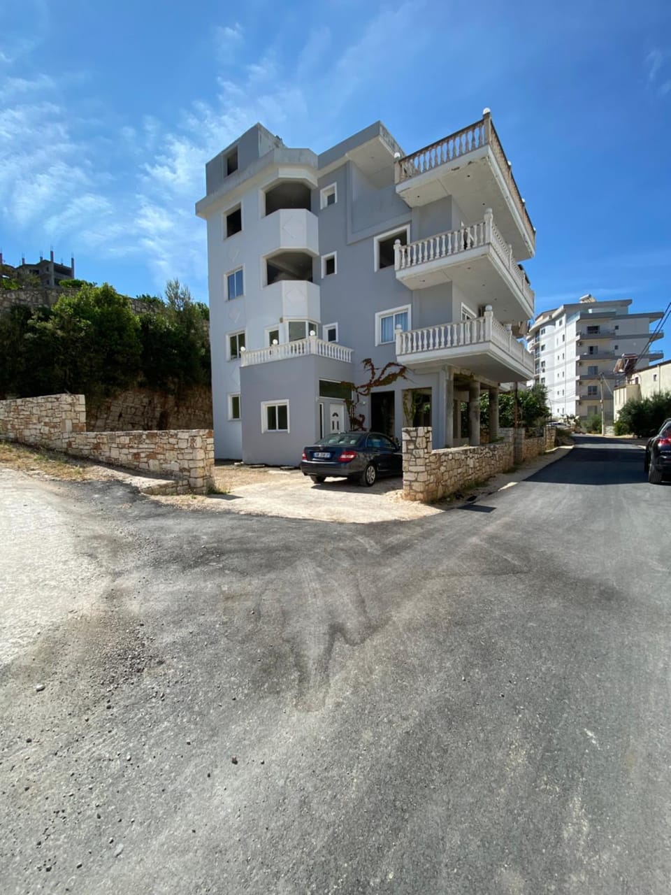 Property building, Day, Street view