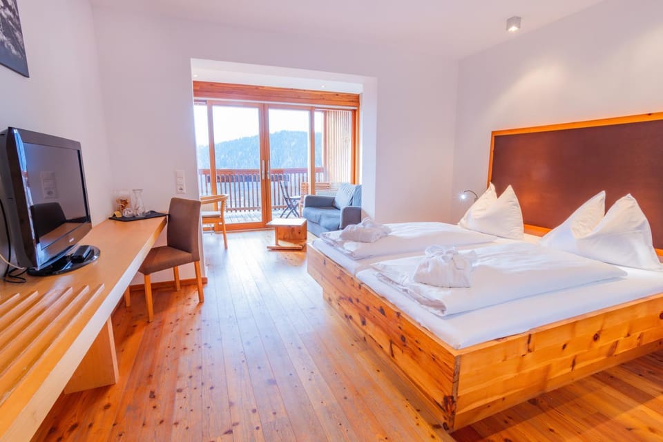 Balcony/Terrace, Living room, Bedroom