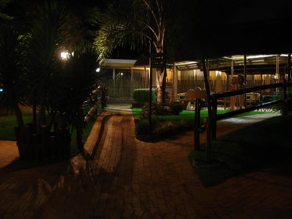 Garden, Evening entertainment