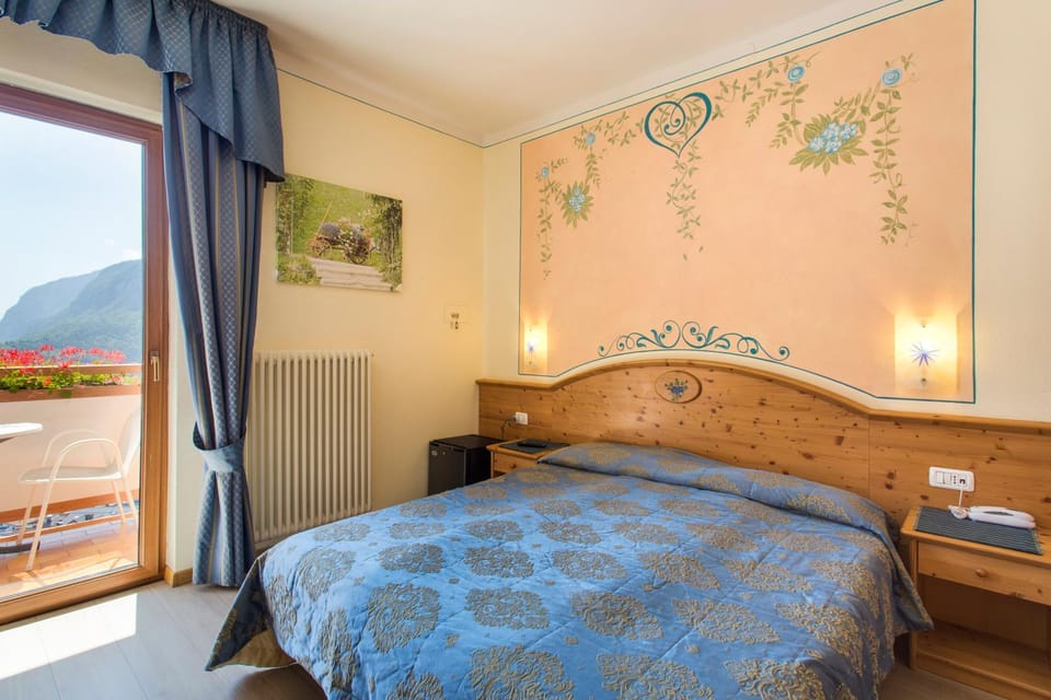 Lake view, Mountain view