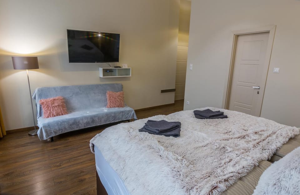 Dob Twenty Rooms Bed and Breakfast in Budapest