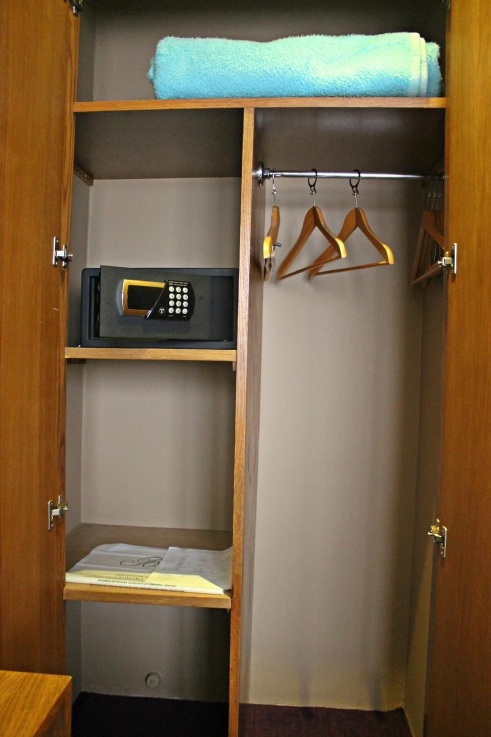 wardrobe