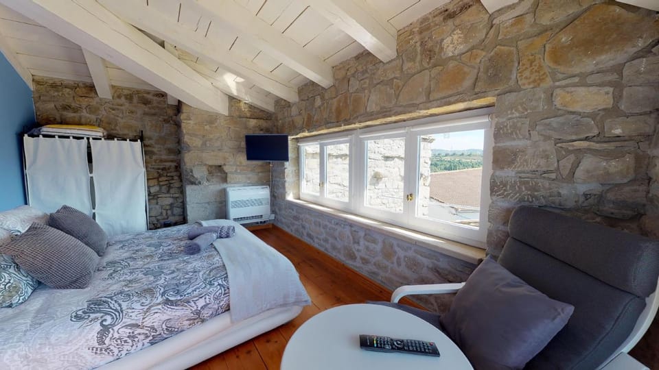 Casa Rural La Abadia-Apartamentos Country House in Catalonia