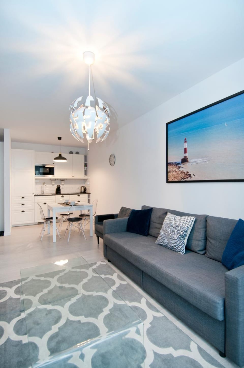 Photo of the whole room