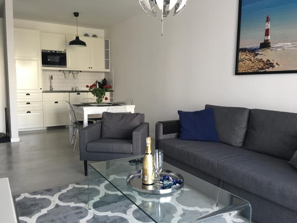 Kitchen or kitchenette, Living room, Dining area