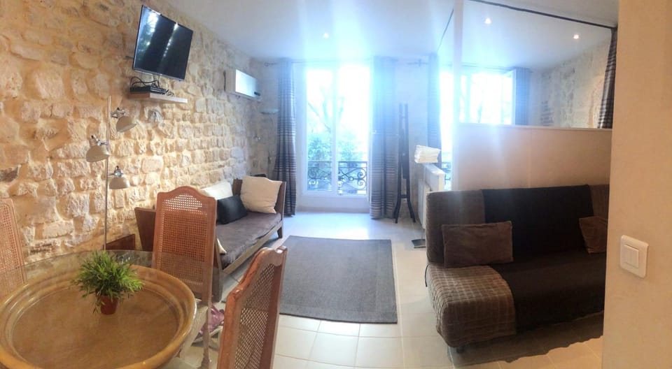TV and multimedia, Living room, Seating area, Evening entertainment, soundproof