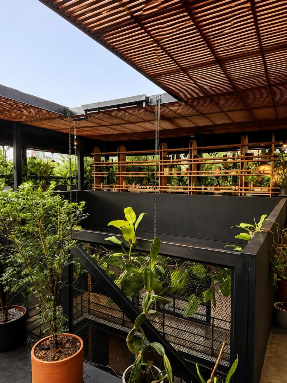 Property building, Restaurant/places to eat