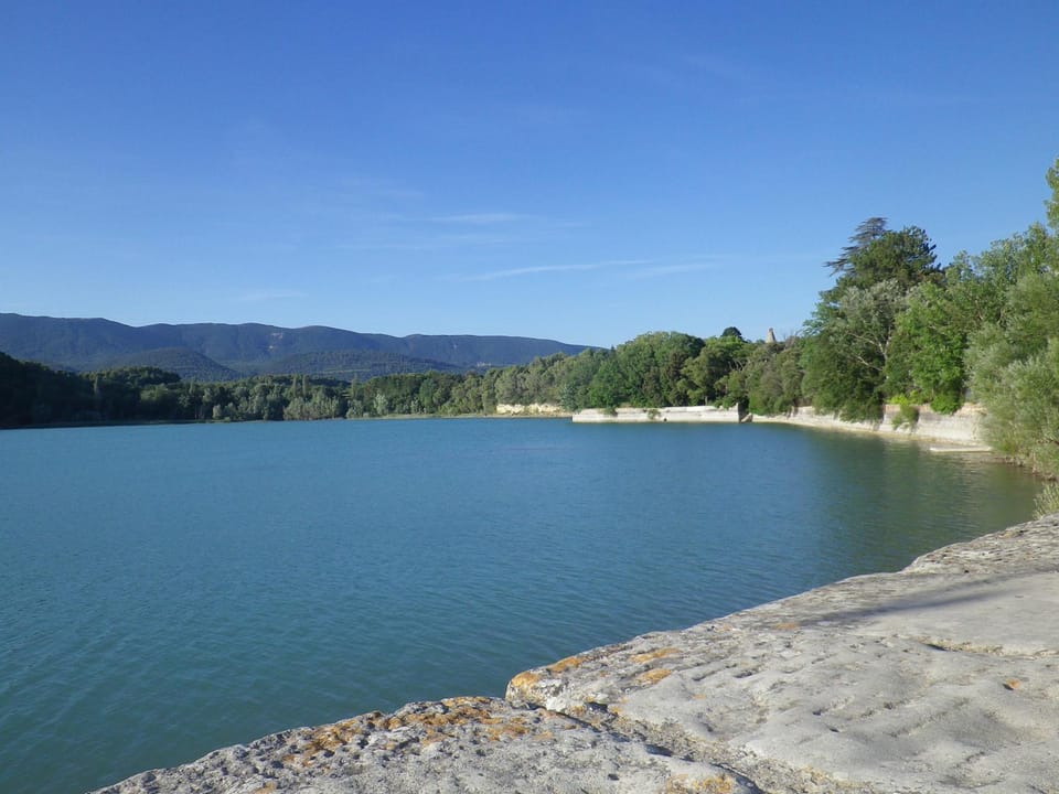 Nearby landmark, Natural landscape