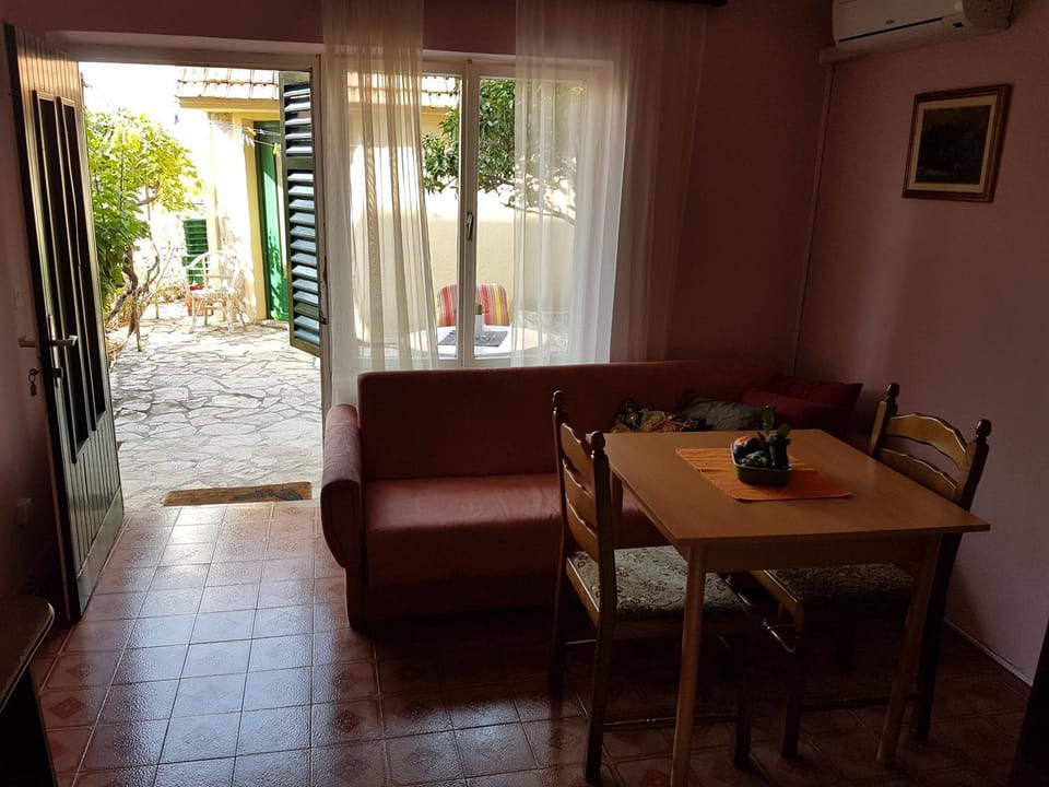 Apartments Lujo Apartment in Šibenik-Knin County, Croatia