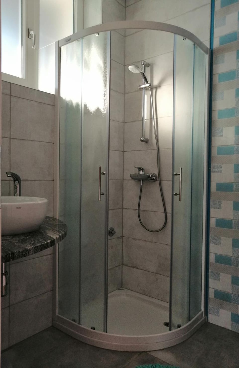 Shower, Bathroom