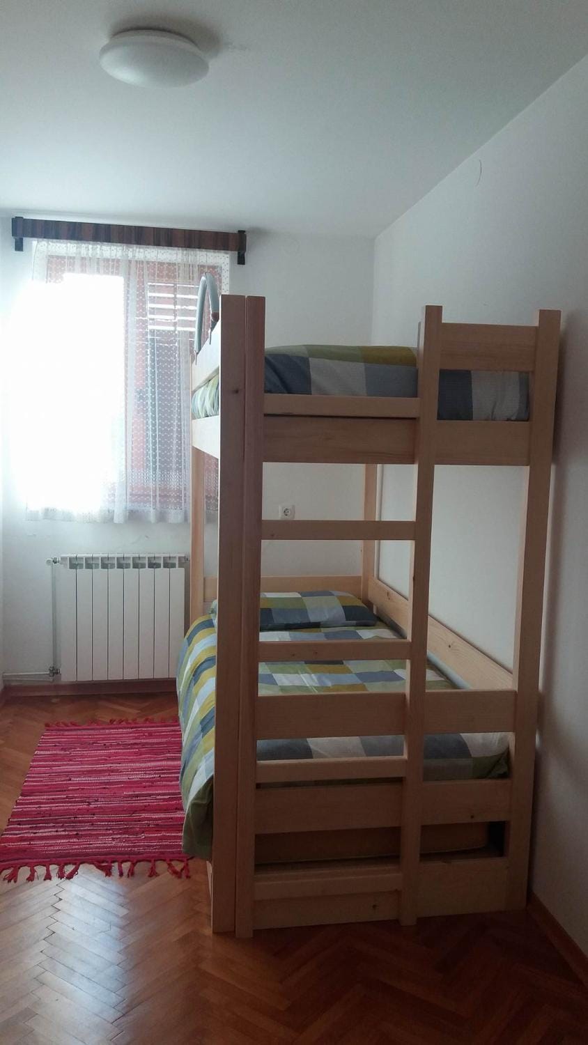 bunk bed