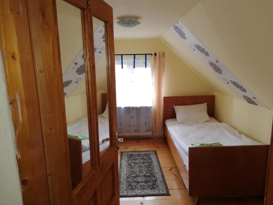 Cabana Ocna Mesaros Bed and Breakfast in Romania