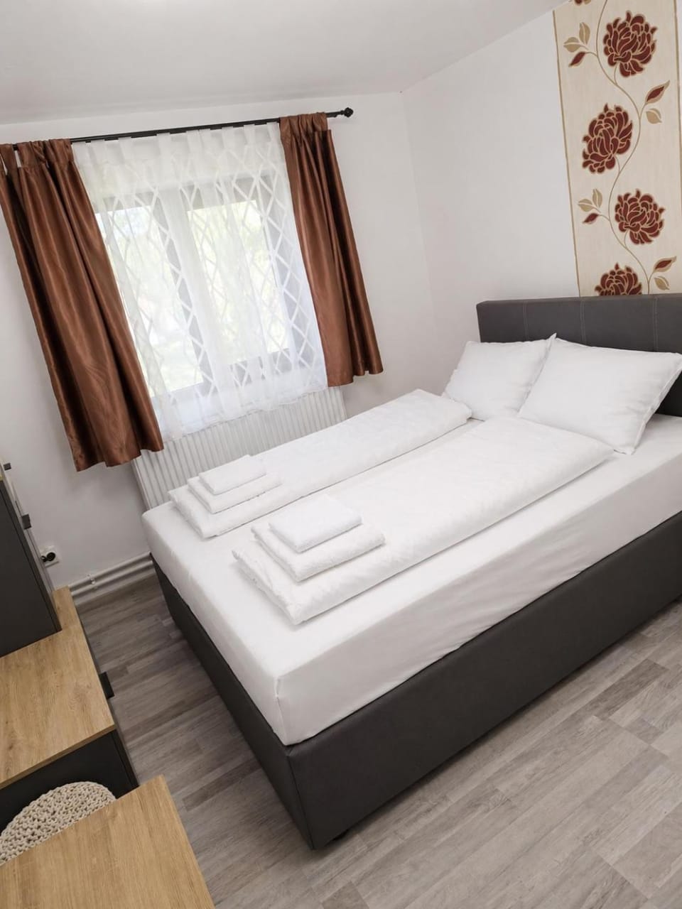 Cabana Ocna Mesaros Bed and Breakfast in Romania