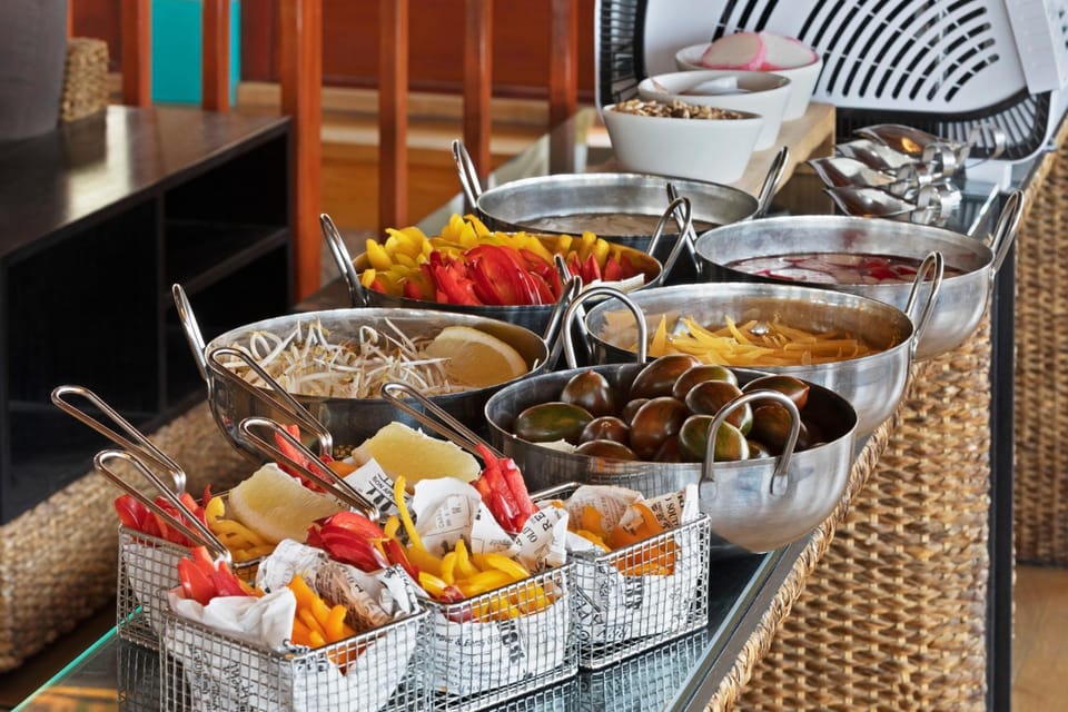 Lounge or bar, Food