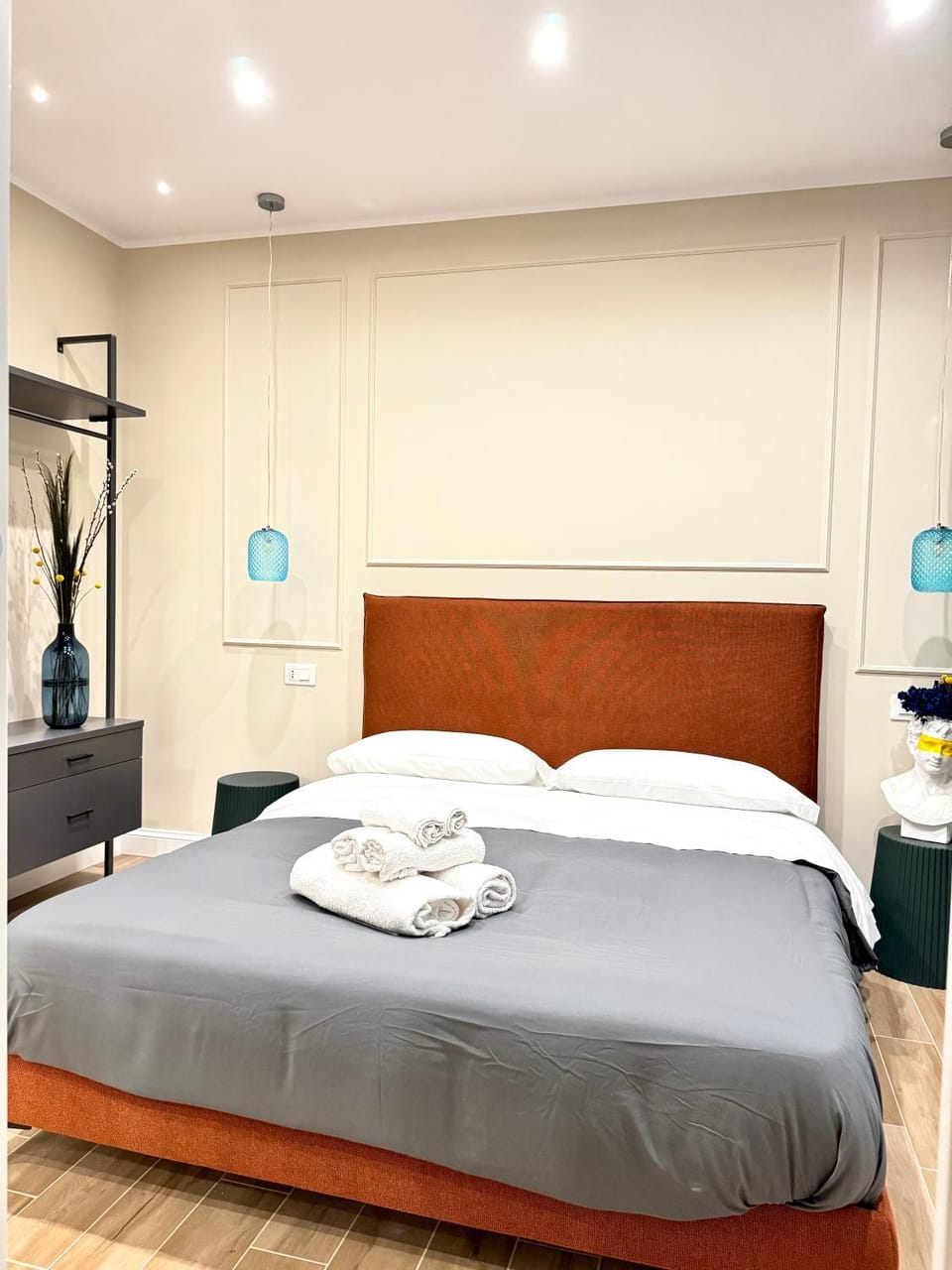 Bed, Decorative detail, Bedroom