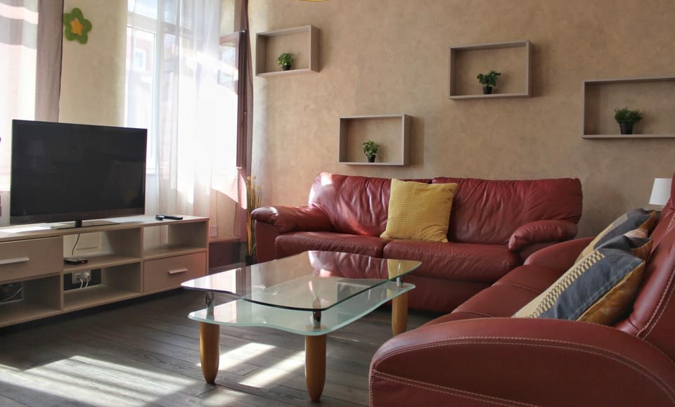 TV and multimedia, Living room